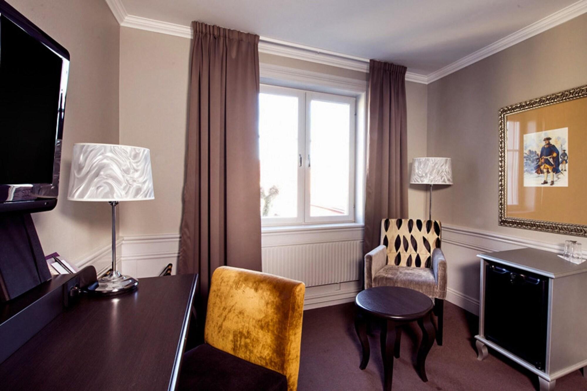 Home Hotel Majoren Skövde Buitenkant foto