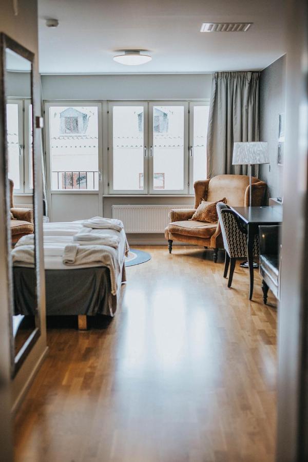 Home Hotel Majoren Skövde Buitenkant foto